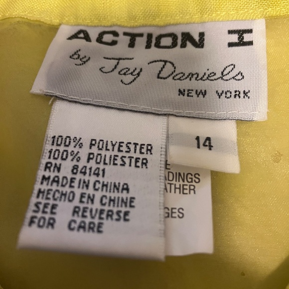 Vintage Vibrant Yellow Sheer Duster - Picture 9 of 10